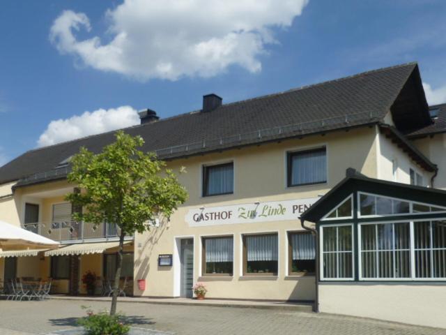 Landgasthof Zur Linde リーデンブルク エクステリア 写真